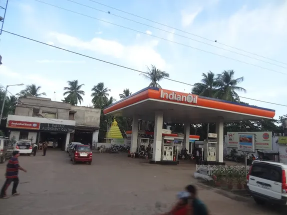 ରାଜଧାନୀରେ ୧୧ ପେଟ୍ରୋଲ ପମ୍ପ୍‌ ଖୋଲା ରହିବ