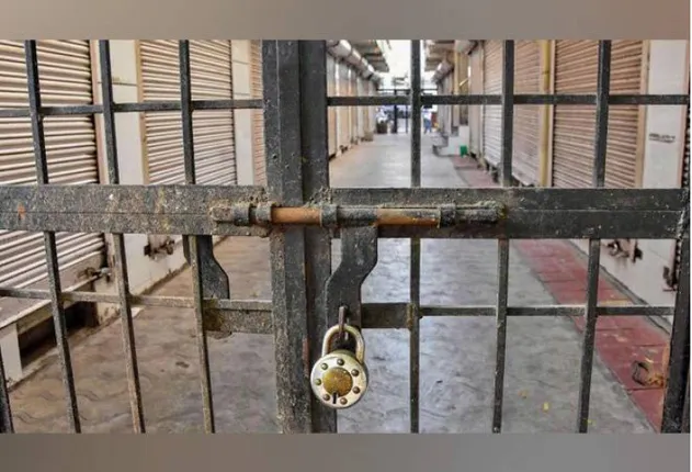 ୩୦ ବର୍ଷ ପଛକୁ ଫେରିଯିବ ଭାରତ, ଅଭିବୃଦ୍ଧି ୨%କୁ ହ୍ରାସ ପାଇବ: ଫିଚ୍‌