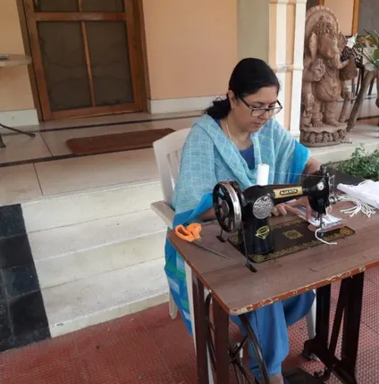 ‌ଫେସ୍‌ମାସ୍କ ତିଆରି କରି ଟ୍ବଟ୍‌ କଲେ ପାଟଣାଗଡ଼ ରାଣୀ ତଥା ବଲାଙ୍ଗୀର ସାଂସଦ ସଂଗୀତା ସିଂହଦେଓ