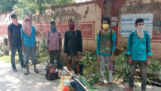 ବିଶାଖାପାଟଣାରୁ ରେଳପଥରେ ଚାଲି ଚାଲି ଫେରିଲେ ଶ୍ରମିକ, କ୍ୱାରେଣ୍ଟାଇନ୍‌ରେ ରଖିଲା ପ୍ରଶାସନ