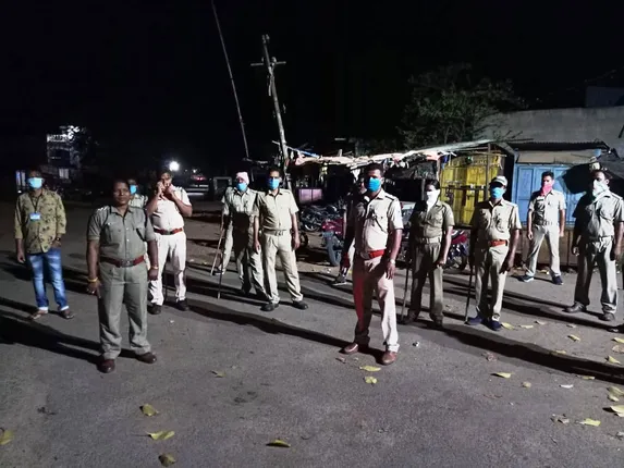 ମେଡ଼ିକାଲରୁ ଚମ୍ପଟ ମାରିଲା ସନ୍ଦିଗ୍ଧ ଯୁବକ, ଶିକରପାଇ ଷ୍ଟେସନରୁ ଉଦ୍ଧାର କରିଥିଲା ପୁଲିସ୍