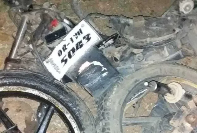 ଗ୍ୟାସ୍ ଟ୍ୟାଙ୍କର ଧକ୍କାରେ ୨ ବାଇକ୍ ଆରୋହୀଙ୍କ ମୃତ୍ୟୁ