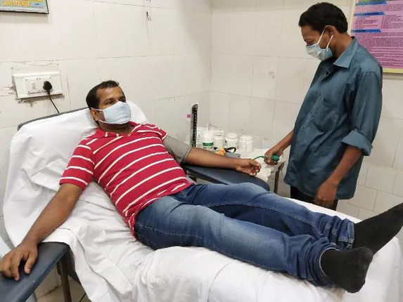 ସମ୍ବାଦ ଆମ ଓଡ଼ିଶା ପକ୍ଷରୁ ୧୧ ୟୁନିଟ ରକ୍ତ ସଂଗ୍ରହ