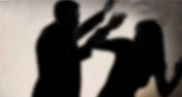 ଏରସମା : କୋଲକାତାରୁ ଆସି ଲୁଚି ରହିଥିଲେ ଯୁବକ, କ୍ବାରାଣ୍ଟିନ୍‌ରେ ରହିବାକୁ କହିବାରୁ ଆଶାକର୍ମୀଙ୍କୁ ମାଡ଼