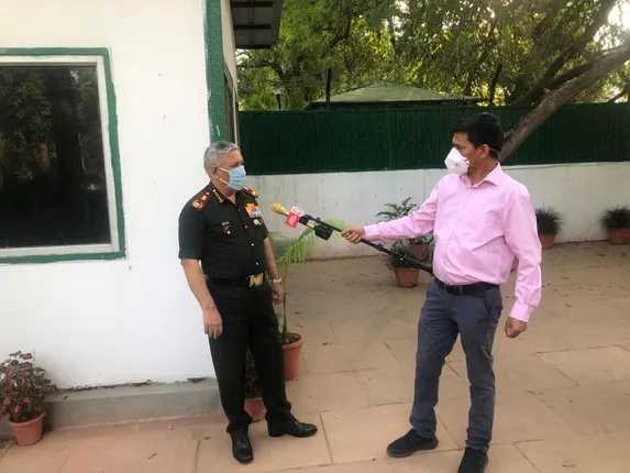 କୋଭିଡ୍-୧୯ ସଂକଟ ମୁକାବିଲା ସେନାବାହିନୀ, ନୌସେନା ଓ ବାୟୁସେନାକୁ ପ୍ରଧାନମନ୍ତ୍ରୀ ଉଚିତ ସମୟରେ ନିର୍ଦେଶ ଦେଉଛନ୍ତି: ସିଡିଏସ୍ ବିପିନ ରାୱତ୍