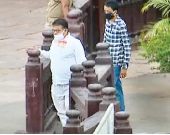 ଶ୍ରୀମନ୍ଦିରରେ ଠିକାଦାରଙ୍କ ପ୍ରବେଶକୁ ନେଇ ଏତଲା, ସଚେତନ ନାଗରିକ ମଞ୍ଚର ବିରୋଧ