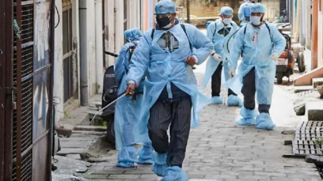 ଦେଶରେ କରୋନା ସଂକ୍ରମିତ: ଦିନକରେ ରେକର୍ଡ ୨୩୯୬ ଆକ୍ରାନ୍ତ, ସଂଖ୍ୟା ୩୭ ହଜାର ଟପିଲା