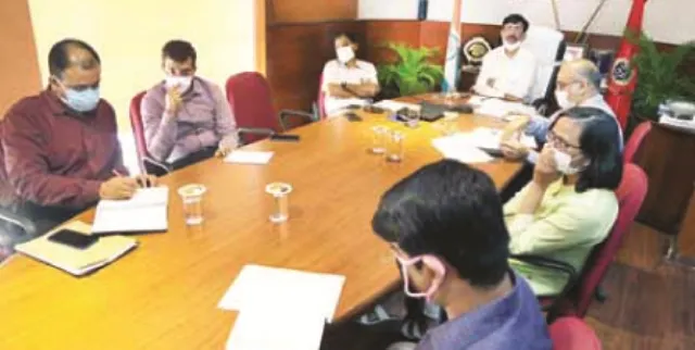 ୨୦ ପରର ଚିନ୍ତାରେ ପୁଲିସ : ଲକ୍‌ଡାଉନ୍‌ ଖିଲାପକାରୀଙ୍କୁ ଦଣ୍ଡ, ଭଲ କର୍ମଚାରୀଙ୍କୁ ପୁରସ୍କୃତ କରାଯିବ