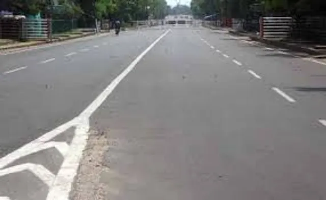 ଜିଲ୍ଲା ପ୍ରଶାସନ ଜାରି କଲା ନିର୍ଦ୍ଦେଶନାମା, ୪୮ ଘଣ୍ଟା ସମ୍ପୂର୍ଣ୍ଣ ତାଲା ବନ୍ଦ ରହିବ ଭଦ୍ରକ