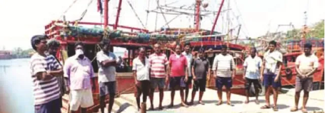 ଲକ୍‌ଡାଉନ୍‌ରେ ହଟହଟା ମତ୍ସ୍ୟଜୀବୀ : କୋହଳର ଦୁଇଦିନ ପରେ ପୁଣି କଟକଣା