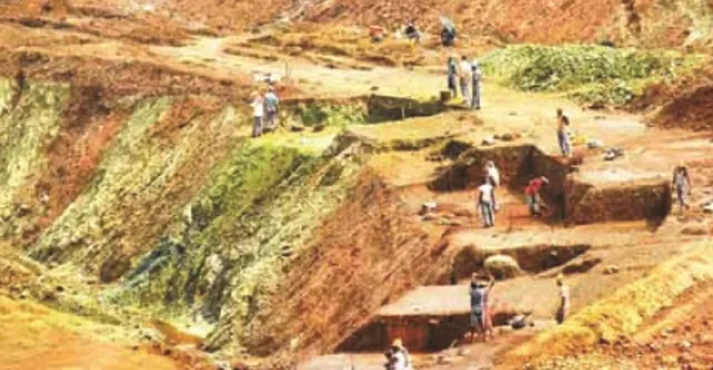 କାଳିଆପାଣି : କରୋନା କଟକଣା ପାଇଁ ହାତବାନ୍ଧି ବସିଛନ୍ତି ୧୨ ହଜାର ଖଣିଶ୍ରମିକ