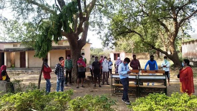 କଳାହାଣ୍ଡି ଜିଲ୍ଲାର କୋକସରା ଆମ୍ବପାଣିର ସଙ୍ଗରୋଧ ଗୃହରୁ ୨୫ ଶ୍ରମିକ ଫେରାର