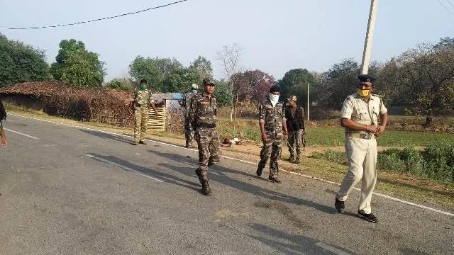 ସୁନ୍ଦରଗଡ଼ ଜିଲ୍ଲାର ସମାବର୍ତ୍ତୀ ଅଞ୍ଚଳରେ  ଦୁଇ ଗୋଷ୍ଠୀ ମଧ୍ୟରେ ରକ୍ତାକ୍ତ ସଂଘର୍ଷ, ମା ଓ ପୁଅଙ୍କ ସମେତ ୪ଜଣଙ୍କର ମୃତ୍ୟୁ