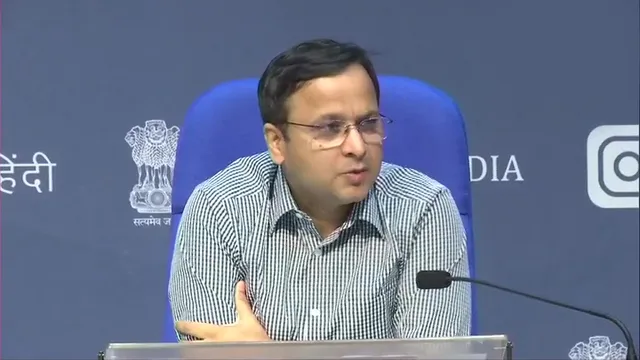 ଖୁବ ଶୀଘ୍ର ଜାରି ହେବ ନୂଆ ରେଡ,ଅରେଞ୍ଜ ଓ ଗ୍ରୀନ ଜୋନ ଜିଲ୍ଲା ତାଲିକା : ଲବ ଅଗ୍ରଓ୍ୱାଲ