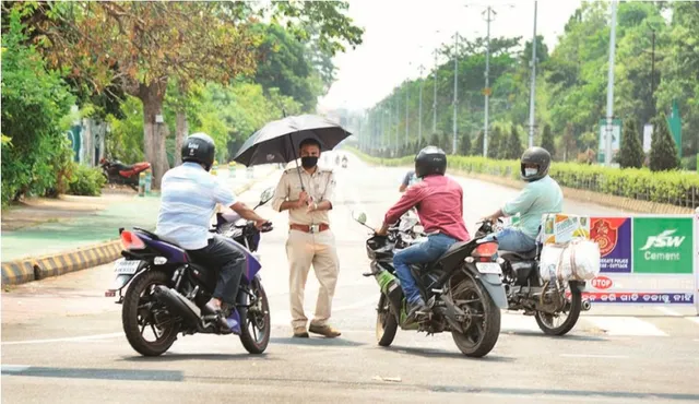 ତାଲାବନ୍ଦ କଟକଣା ଉଲ୍ଲଂଘନକାରୀଙ୍କ ସଂଖ୍ୟା କମୁନି
