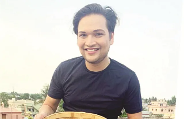 ‘୩୦୦ କଳାକାରଙ୍କୁ ଅନ୍‌ଲାଇନ୍‌ରେ ତାଲିମ୍‌ ଦେଉଛି’ : ଶାଶ୍ବତ ଯୋଶୀ, ଖ୍ୟାତିସମ୍ପନ୍ନ ନୃତ୍ୟଶିଳ୍ପୀ