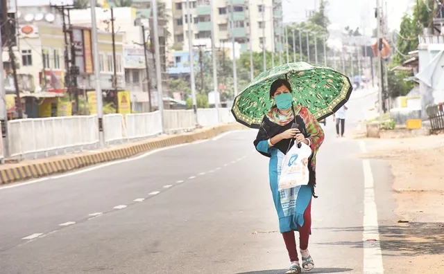 ସହରରେ ଗଡୁନି ଗାଡ଼ି, ଚାଲୁନି ଶିଳ୍ପାନୁଷ୍ଠାନ, ତଥାପି ପାରଦ ୪୦ ଡେଇଁଲାଣି