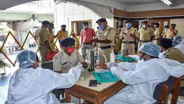 କରୋନା ମୁକାବିଲା ପାଇଁ ଇଏନଟି ବିଶେଷଜ୍ଞ ଓ ରେସିଡେଣ୍ଟ ଡାକ୍ତରଙ୍କୁ କାମରେ ଲଗାଇବାକୁ ରାଜ୍ୟ ଓ କେନ୍ଦ୍ରଶାସିତ ଅଂଚଳକୁ କହିଲା କେନ୍ଦ୍ର