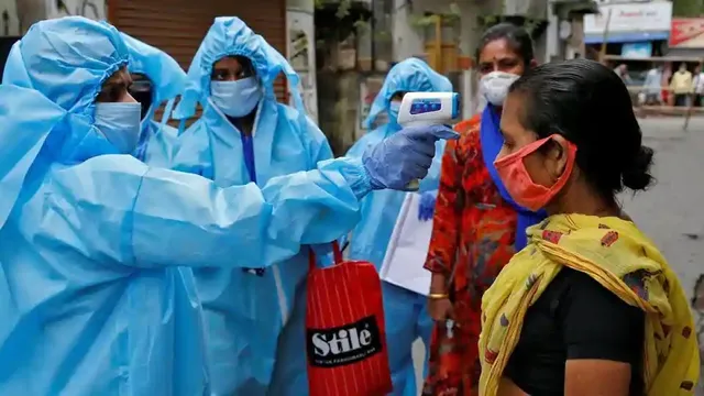 କୌଣସି କରୋନା ଆକ୍ରାନ୍ତଙ୍କ ଚିକିତ୍ସା ନକରି ମଧ୍ୟ କରୋନା ସଂକ୍ରମିତ ହେଲେ ପୂର୍ବ ରେଳ ଡାକ୍ତରଖାନାର ଡାକ୍ତର