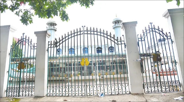 କରୋନା  ସାଜିଲା ପ୍ରତିବନ୍ଧକ:  ଇଦ୍‌ ନମାଜ ଏଥର ଘରେ