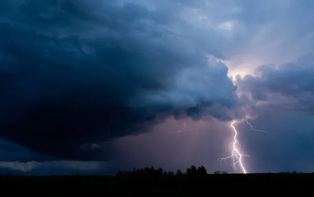 କାଳବୈଶାଖୀ: ୧୨ ଜିଲ୍ଲାକୁ ୟେଲୋ ଓ୍ଵାର୍ଣ୍ଣିଂ