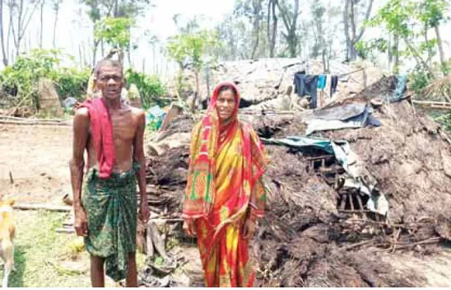 ମରଣ ମୁହଁରେ ଛାଡ଼ିଦେଲା ପ୍ରଶାସନ, ସମୁଦ୍ର ଆଁ ମୁହଁରେ ୩ ପରିବାର