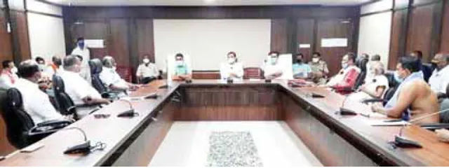 ୧୦ ନିଯୋଗ ସହ ଶ୍ରୀମନ୍ଦିର ପ୍ରଶାସନର ବୈଠକ: ସୀମିତ ସେବାୟତରେ ସ୍ନାନଯାତ୍ରା ଯୋଜନା