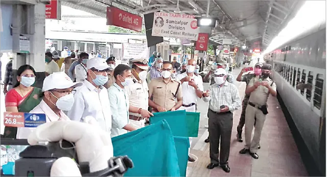 ପ୍ରବାସୀ ଶ୍ରମିକଙ୍କ ଘରବାହୁଡ଼ା, ୧୦୪୬ ଜଣ ଶ୍ରମିକଙ୍କୁ ନେଇ କାନ୍‌ପୁର ଗଲା ସ୍ବତନ୍ତ୍ର ଟ୍ରେନ୍‌