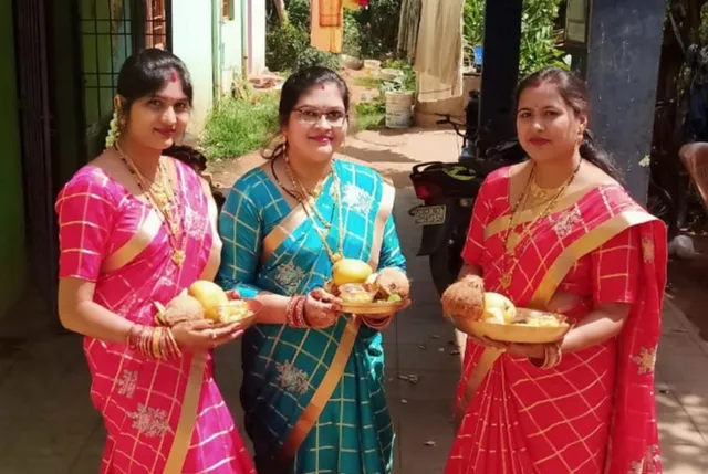 ସାବିତ୍ରୀ ବ୍ରତ: ପତି ପାଇଁ ଗୋଟିଏ ଦିନ । (ଫଟୋ: ପତିତପାବନ, କୋରାପୁଟ)