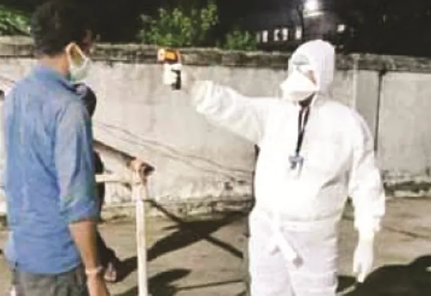 କ୍ୱାରାଣ୍ଟିନ୍‌ରେ ୨୨୩ ସୁରତ ଫେରନ୍ତା, ସ୍ୱାବ୍ ଟେଷ୍ଟ୍ ପାଇଁ ୨୨ଜଣଙ୍କ ନମୁନା ସଂଗ୍ରହ, ରାତାରାତି ସମସ୍ତଙ୍କ ହେଲା ଥର୍ମାଲ୍ ସ୍କ୍ରିନିଂ