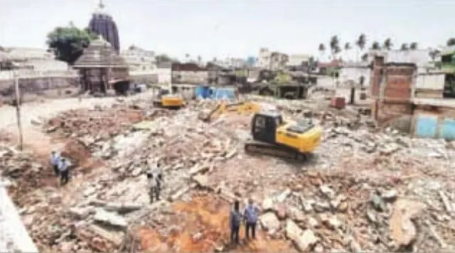 ଶ୍ରୀମନ୍ଦିର ଚତୁଃପାର୍ଶ୍ବରୁ ଉଚ୍ଛେଦ ଆରମ୍ଭ