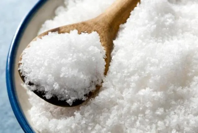 ଅଧିକ ଲୁଣ ଖାଉଛନ୍ତି ଭାରତୀୟ: ଦିନକୁ ୫ ଗ୍ରାମ ବଦଳରେ ଖାଉଛନ୍ତି ୮ ଗ୍ରାମ