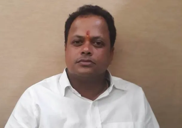 କଟକ ଜିଲ୍ଲାରେ ଖଟିଆ କିଣାରେ ଦୁର୍ନୀତିର ଗନ୍ଧ! କରୋନା ମୁକାବିଲାରେ ଅବ୍ୟବସ୍ଥା ଅଭିଯୋଗ ବଢିଲା, ଅଭିଯୋଗ କରି ଚିଠି ଲେଖିଲେ ବିଜେପି ନେତା ଶାରଦା ପ୍ରଧାନ