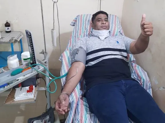 ବିରଳ ବମ୍ବେ ବ୍ଲଡ ଗ୍ରୁପ୍‌ ରକ୍ତଦାନ କରି ମହିଳାଙ୍କ ଜୀବନ ବଞ୍ଚାଇଲେ ଯୁବକ