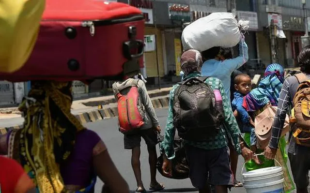 ପ୍ରବାସୀ ଶ୍ରମିକଙ୍କ କଲ୍ୟାଣ ମାମଲା: କେନ୍ଦ୍ର ଓ ରାଜ୍ୟ ସରକାରଙ୍କୁ ସତ୍ୟପାଠ ଦାଖଲ ନିର୍ଦ୍ଦେଶ