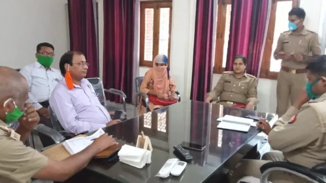 ଏକା ସାଥିରେ ୨୫ ସ୍କୁଲ୍‌ରେ ପାଠ ପଢ଼ାଇ ୧ କୋଟି ଆୟ କରିଥିବା ଶିକ୍ଷୟିତ୍ରୀ ଗିରଫ