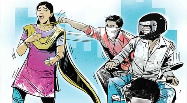 ଛିନ୍‌ତାଇରୁ ମହିଳାଙ୍କୁ ବଞ୍ଚାଇଲେ ଯବାନ