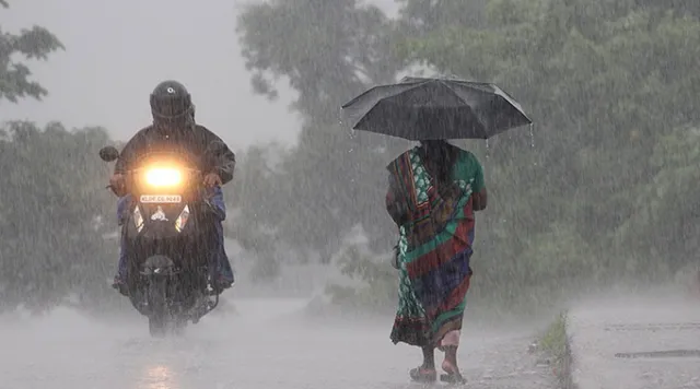 ବଙ୍ଗୋପସାଗରରେ ଲଘୁଚାପ : ୫ ଯାଏ ପ୍ରବଳ ବର୍ଷା, ସଜାଗ ରହିବାକୁ ଏସ୍‌ଆର୍‌ସିଙ୍କ ନିର୍ଦ୍ଦେଶ