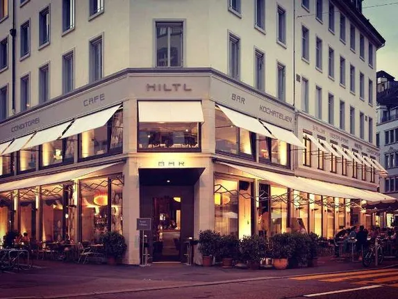 ସ୍କାଏ ଲାଇଟ୍ : ସର୍ବପ୍ରାଚୀନ ଶାକାହାରୀ ରେସ୍ତୋରାଁ