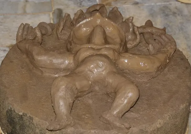 ଜୀବନ-ମନ୍ତ୍ର : ମସ୍ତକେ ତୋ ସପ୍ତଫଣୀ କିରୀଟ ମୁକୁଟ