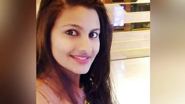 ଲକ୍‌ଡାଉନ୍‌ ନିୟମ ଉଲ୍ଲଂଘନ କରିବାରୁ ମନ୍ତ୍ରୀଙ୍କ ପୁଅକୁ ଗିରଫ କରିଥିବା ମହିଳା କନ୍‌‌ଷ୍ଟେବଲ୍‌ ଚାକିରିରୁ ଇସ୍ତଫା ଦେଲେ?