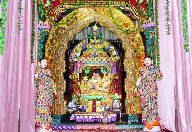 ଜୀବନ-ମନ୍ତ୍ର : ଆଜିବି ହଜିନି ଝୁଲଣର ଝଲମଲ