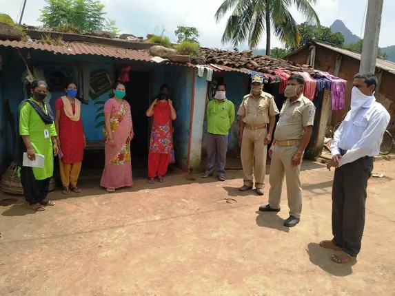 ବାଲ୍ୟ ବିବାହ ରୋକିଲା ଚାଇଲଡ୍ ଲାଇନ୍, ନାବାଳିକାକୁ ସିଡବ୍ଲ୍ୟୁସିରେ ହାଜର ପରେ ସ୍ବଧାର ଗୃହରେ ଥଇଥାନ