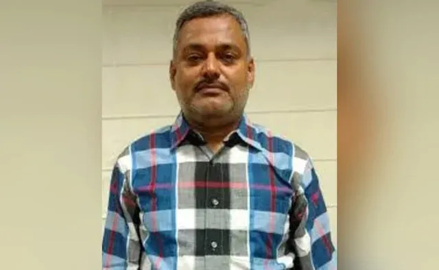 ତାକୁ ଏନ୍‌କାଉଣ୍ଟର୍‌ରେ ମାରି ଦିଆଯାଉ : ୮ ପୁଲିସ କର୍ମୀଙ୍କୁ ହତ୍ୟା କରିଥିବା ଅପରାଧୀ ବିିକାଶ ଦୁବେର ମାଆଙ୍କ ବୟାନ