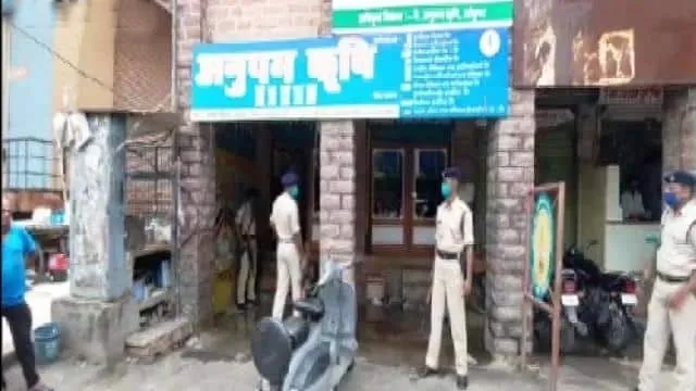 ସାର ଦୁର୍ନୀତି: ରାଜସ୍ଥାନର ମୁଖ୍ୟମନ୍ତ୍ରୀଙ୍କ ଭାଇଙ୍କ ବିରୋଧରେ ଆର୍ଥିକ ଦୁର୍ନୀତି ମାମଲା ରୁଜୁ କଲା ପ୍ରବର୍ତ୍ତନ ନିର୍ଦେଶାଳୟ, ଅନ୍ୟ ଚାରିଟି ରାଜ୍ୟରେ ଚଢ଼ାଉ ଆରମ୍ଭ