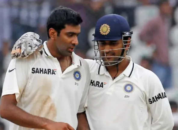 ବିଜୟ ସୁଯୋଗ ହାତଛଡ଼ା କରିବା ପରେ ଅଶ୍ବିନଙ୍କୁ ଆକଟ କରିଥିଲେ ଧୋନି