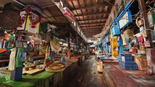 କୋଭିଡ୍-୧୯ ସଂକ୍ରମଣ ରୋକିବାକୁ ପଶ୍ଚିମବଙ୍ଗରେ ସପ୍ତାହକୁ ଦୁଇ ଦିନ ସମ୍ପୂର୍ଣ୍ଣ ଲକ୍‌ଡାଉନ୍