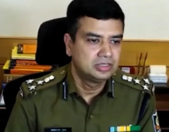 କରୋନ ମୁକାବିଲା ଆଇନ୍ ଶୃଙ୍ଖଳା ଉପରେ ପ୍ରାଧାନ୍ୟ ଦେଲେ ପଶ୍ଚିମାଞ୍ଚଳ ଡିଆଇଜି