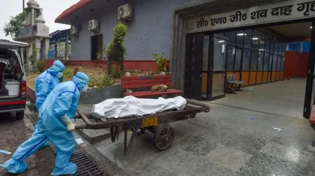 କରୋନାରେ ବୃଦ୍ଧଙ୍କ ମୃତ୍ୟୁ, ଶବକୁ ୪୮ ଘଣ୍ଟା ଧରି ଫ୍ରିଜର୍‌ରେ ରଖିଲେ ପରିବାର ଲୋକ