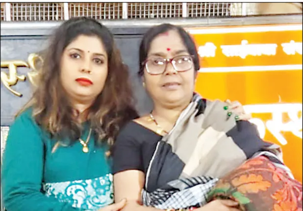 ୩୮ବର୍ଷର ମାତୃତ୍ବକୁ ବୁଝିଲାନି ବଡ଼ଲୋକିଆ ପୁଅ, ମା’କୁ ଟିଭିରେ ଦେଖି ନେବାକୁ ଆସିଲା ଝିଅ